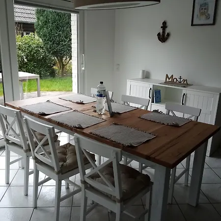 Ferienwohnung Steuerbord 아파트 *